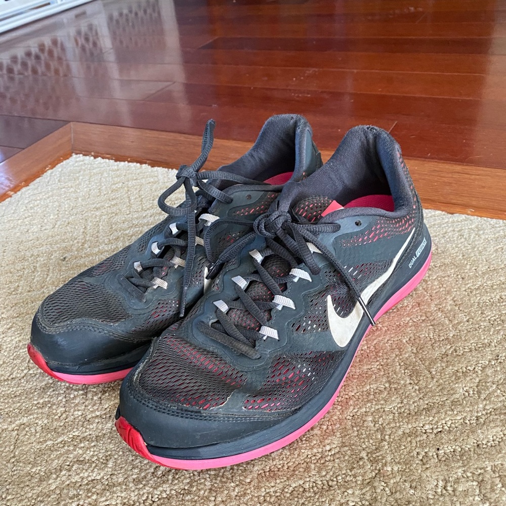Nike Dual Fusion